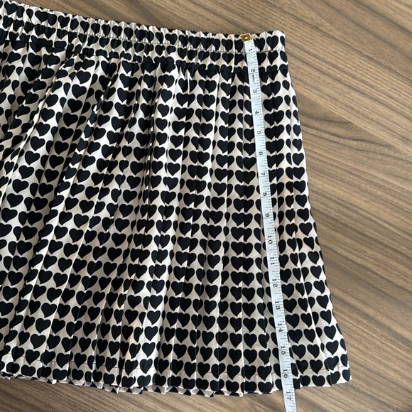 ZARA. Cream & black pleated skirt. - Picture 7 of 7